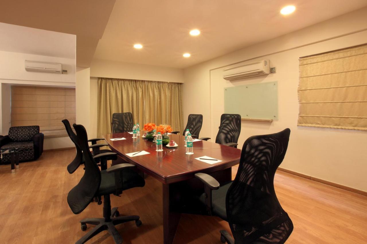 Starlit Suites Bangalore Kammasandra Exterior foto